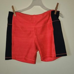 HS Active Shorts size XL NWOT